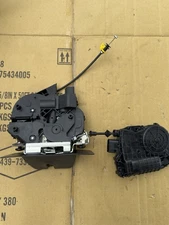 07-15 Volvo XC70 Rear Trunk Lock Actuator Latch 31253450  OEM TESTED