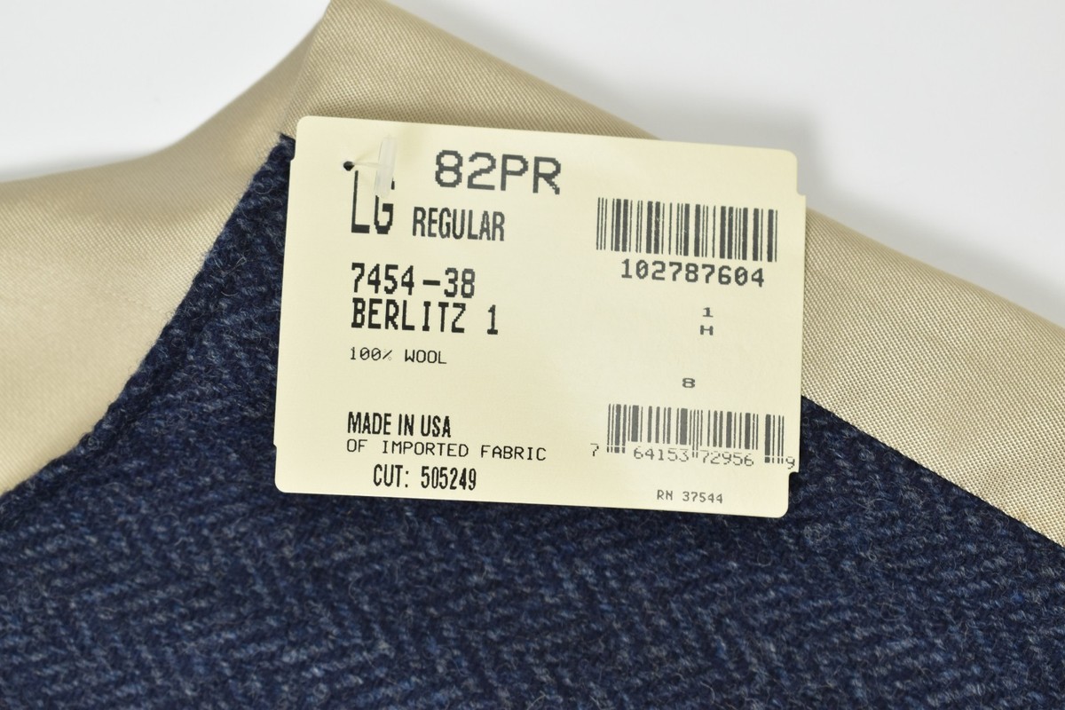 NWT Vtg Orvis Tweed Wool Vest -L- Blue Herringbone Waistcoat Made in USA View 5