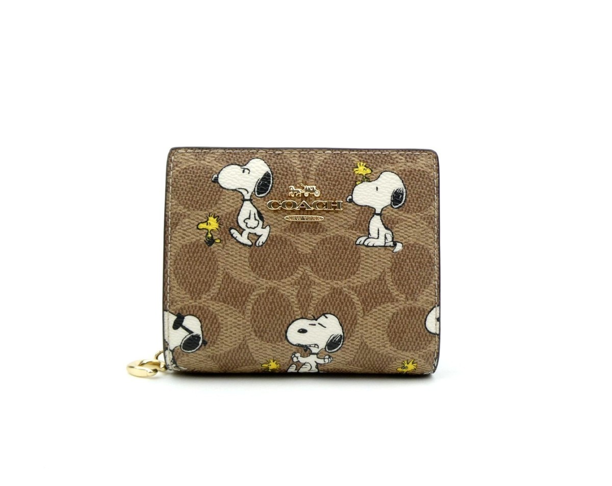 NWT Coach X Peanuts Snap Wallet In Signature Canvas With Snoopy