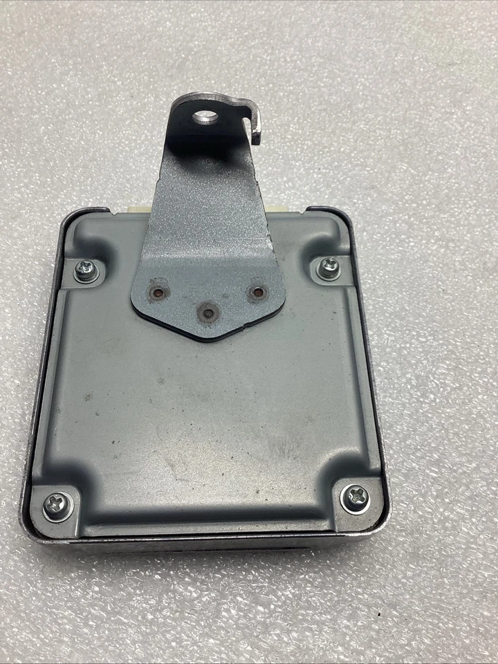 Módulo informático de soporte a la conducción Toyota Prius Prime 2017-2019 88150-47140 Foto 4 de 4