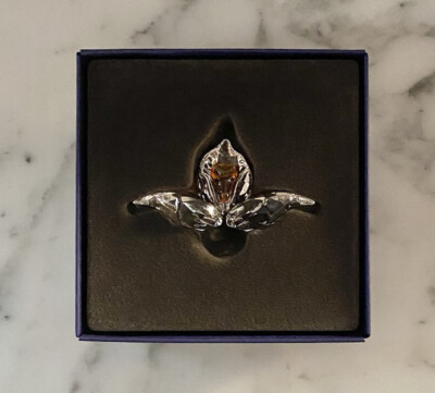 Swarovski 2018 African Orchid - SCS Members Renewal / Joining Gift