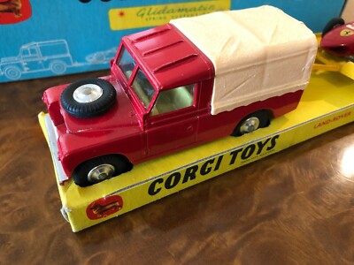 Vintage Corgi Toys | MIB | Land Rover + Ferrari F1 + Trailer