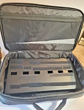 On-Stage Pedalboard w/ Gig Bag GPB3000 VERY GOOD CONDITION