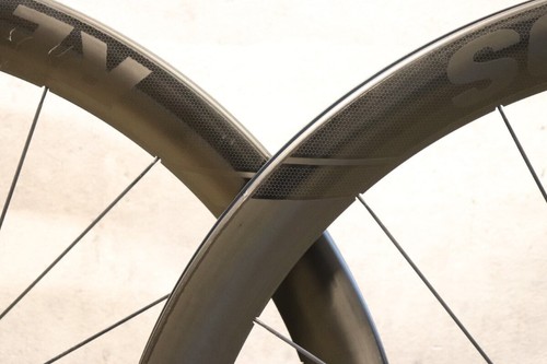 REYNOLDS Blacklabel Aero 46 DB Carbon Tubeless Wheelset Shimano 11/12S - Picture 4 of 10