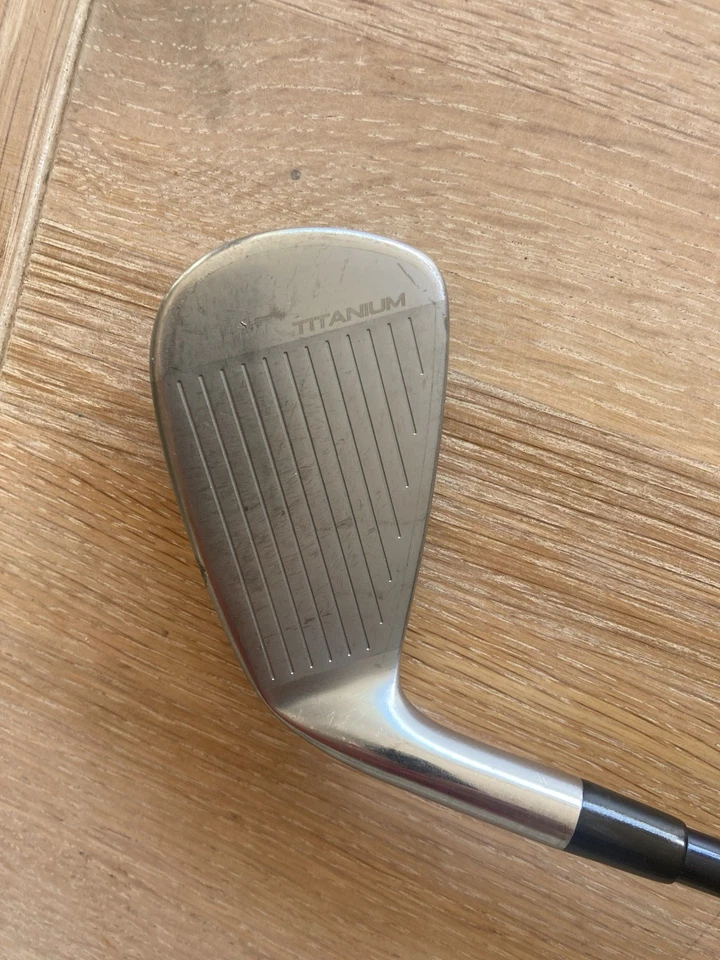 Tour Edge Exotics C722 4 (driving)Iron Utility 22 Deg Ventus Blue 7 Reg - Image 3 of 4