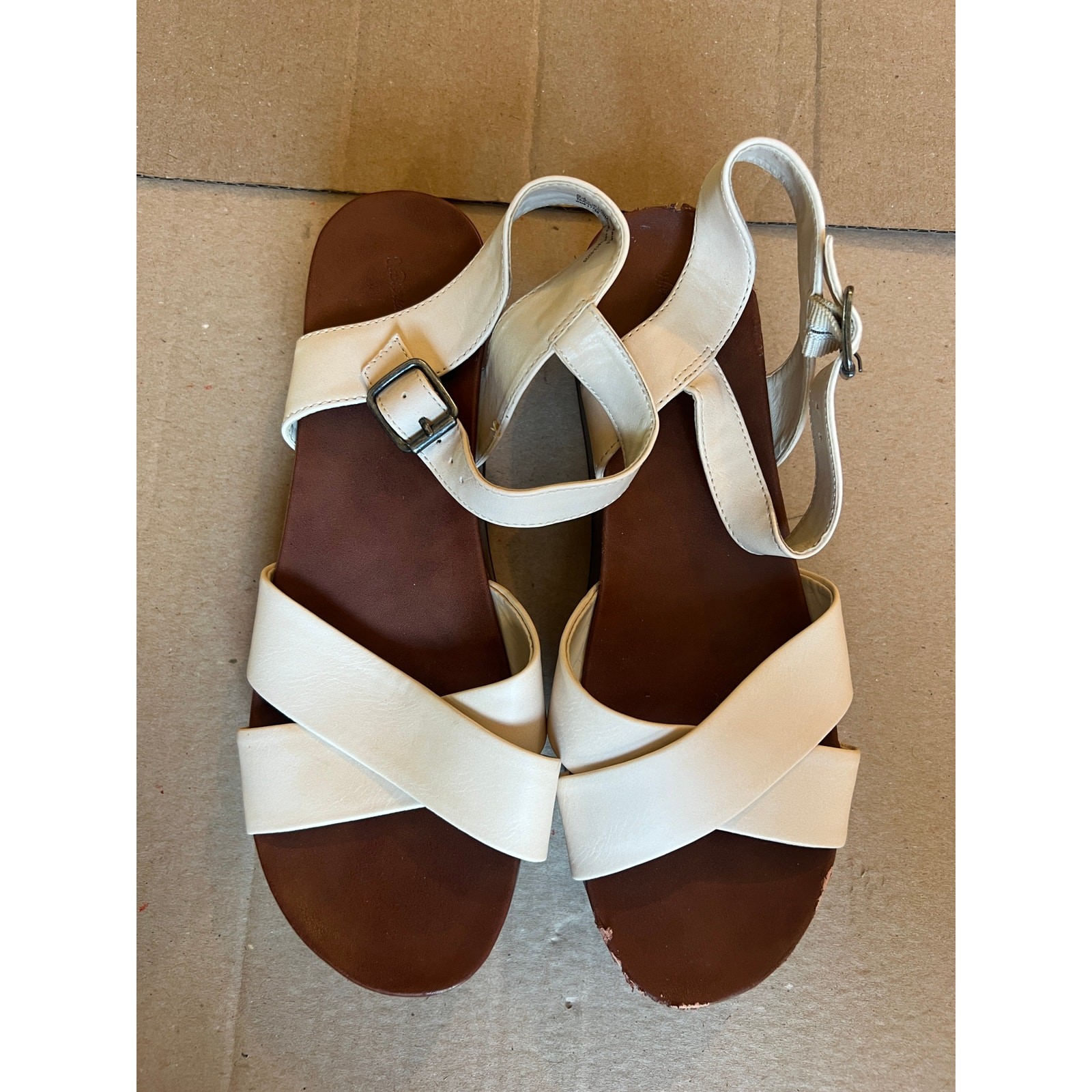 Universal Thread Billi crossband platform pumps s… - image 5