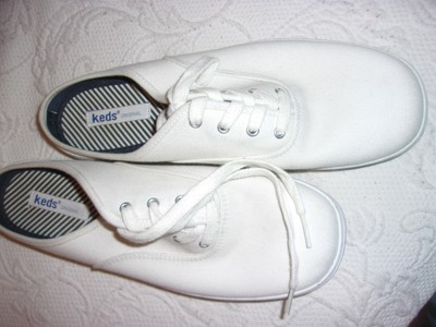 slip on tennis shoes with no back