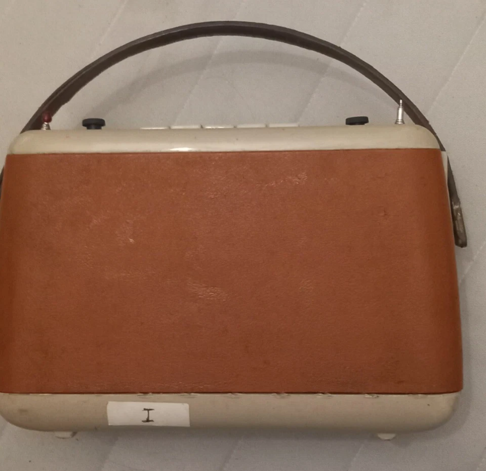 SCHAUB LORENZ Weekend T20, 1962, VENDUTA NON TESTATA. - Immagine 2 di 4