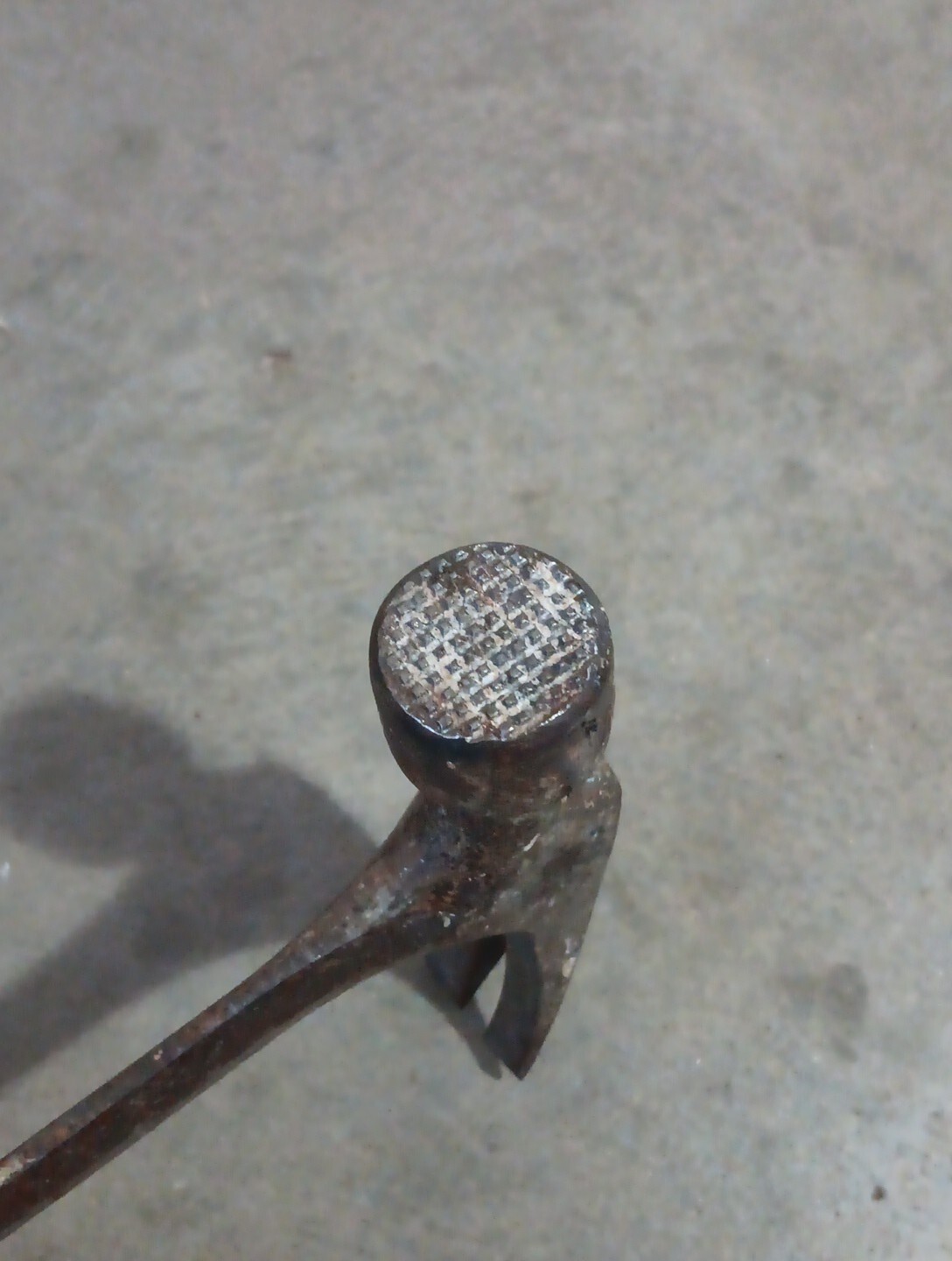 Vintage  22oz Estwing Claw Hammer USA - 6.465.535 Pat - Blue Handle