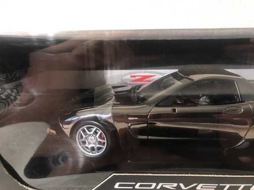 ERTL 1/18 2003 CORVETTE Z06 NERO CROMATO 1 DI 1000 sequenziale # NUOVO CON SCATOLA IN VHTF! - Foto 2 di 7