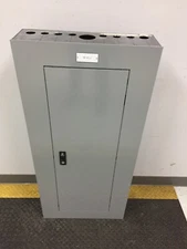 GE 225 AMP 480 VOLT 3 PHASE 30 CIRCUIT MAIN LUG PANEL..P-1205