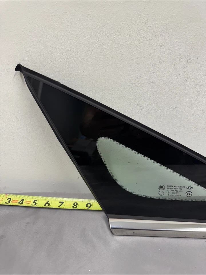 2011-2014 HYUNDAI SONATA Quarter Vent Window Glass Rear Left Driver Side OEM - Image 2 of 4