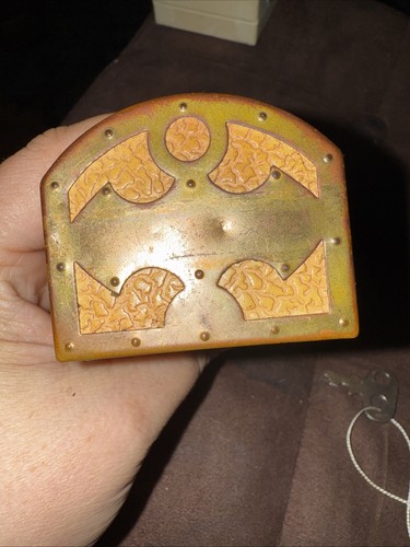 Vintage The Prudential Insurance Treasure Chest Bank With Key Zell Co - Picture 4 of 7