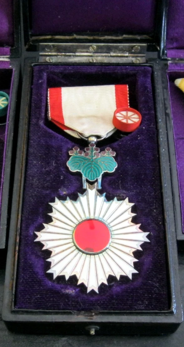 二战时期原装日本奖章、饰针、绶带| eBay