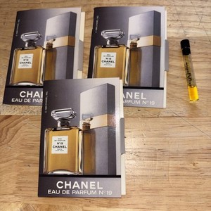 Chanel No 19 Sample | eBay