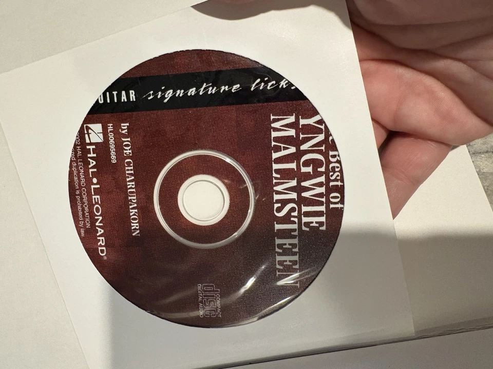 Libro de canciones CD Yngwie Malmsteen The Best Of Guitar Tab Transcriptions partituras Foto 3 de 4