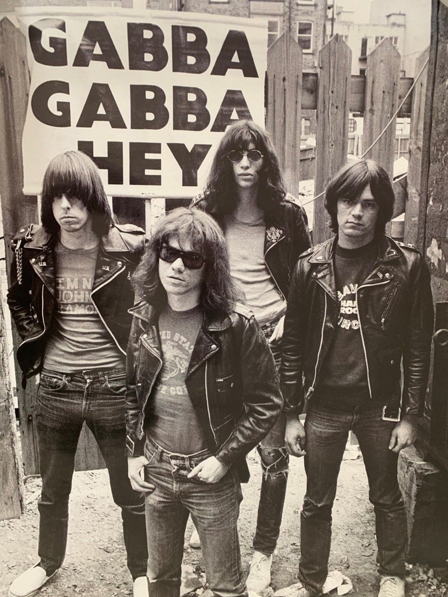 ラモーンズ コミックGabba Gabba Hey! the Ramones Gabba Gabba Hey: An anthology of fiction inspired by the