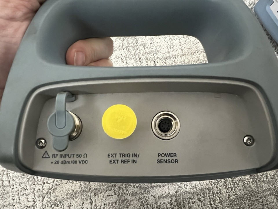 Rohde & Schwarz FSH3 R&S 3.23 Handheld Spectrum Analyzer w ...