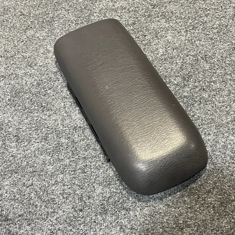 1998-2004 Chrysler Concorde Center Console Gray Vinyl Armrest Top Lid Cover OEM - Image 4 of 4