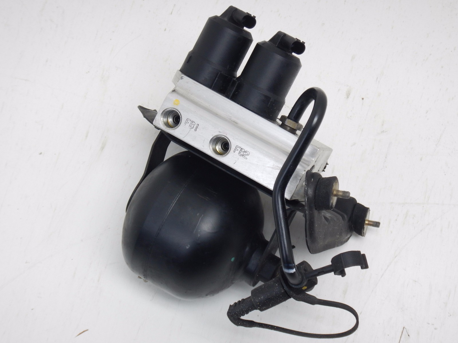 00-06 S65 S55 CL600 S600 CL500 CL55 W220 W215 FRONT ABC SUSPENSION ...