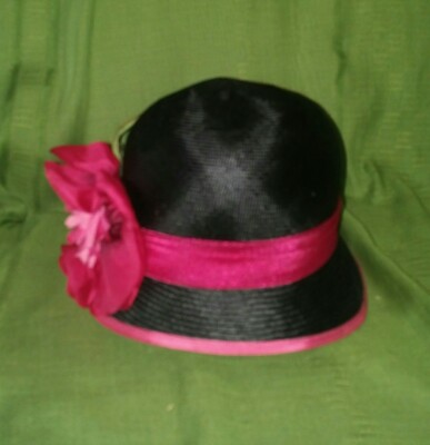 Women\'s Ruth Kropveld Vintage 100% Straw Hat, Blac Chanel Boater Hat - 5 For Sale on 1stDibs | coco chanel  main image 4