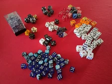 D&D Dungeons & Dragons Yahtzee Craps Game Big Large 153 Dice Collection Huge LOT