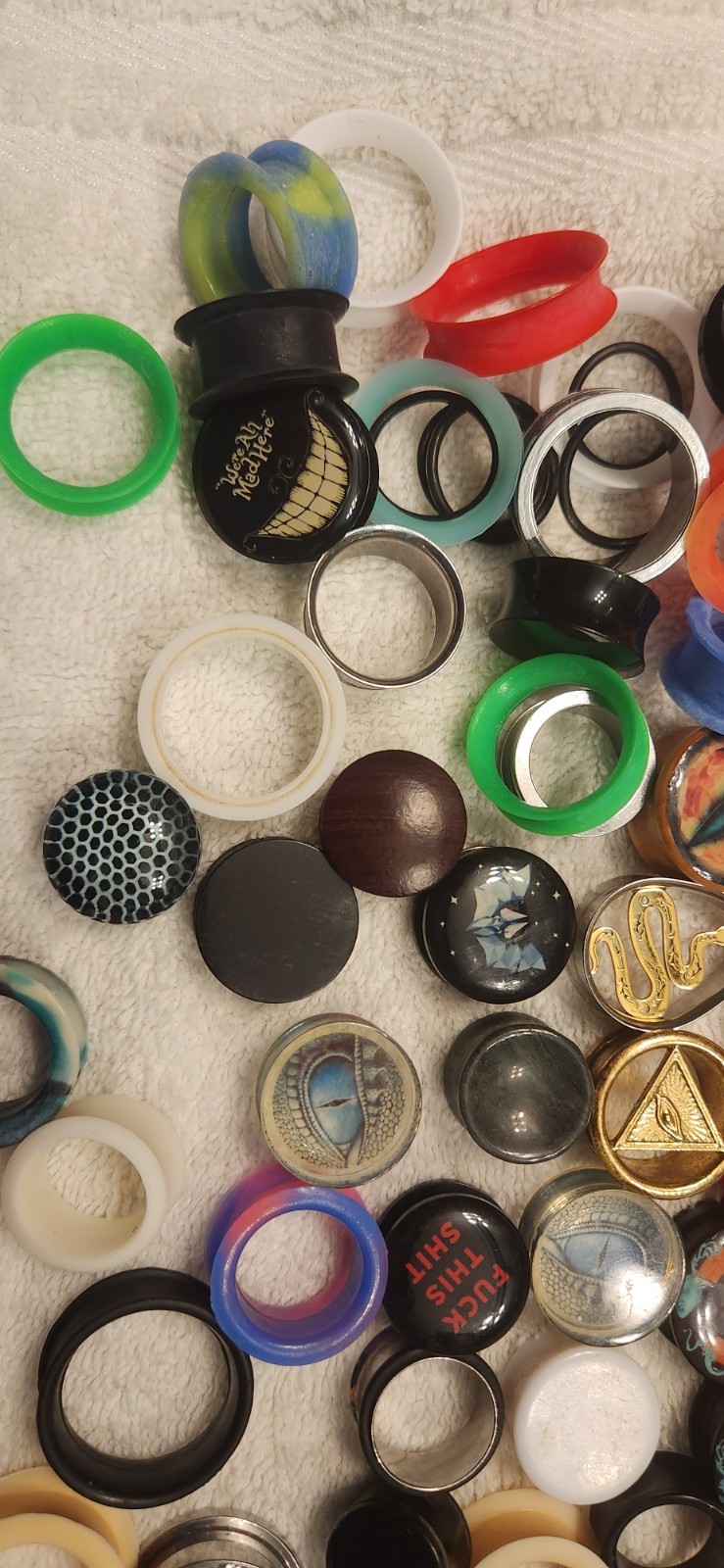 Multiple Size Ear Gauges - image 2