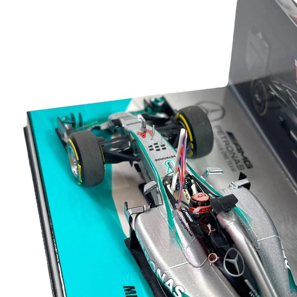 Modellino F1 Minichamps 1/43 Mercedes AMG Petronas W05 Winner Abu Dhabi GP 20... - Immagine 2 di 4