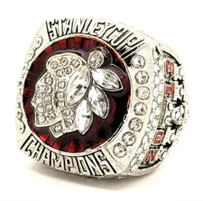 NHL / 2013 Chicago Blackhawks Stanley Cup Championship Ring / Toews