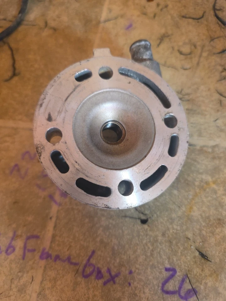 1999 2000 Honda CR80R Cr80RB Cr80 Cylinder Head CR 80 - Image 2 of 3
