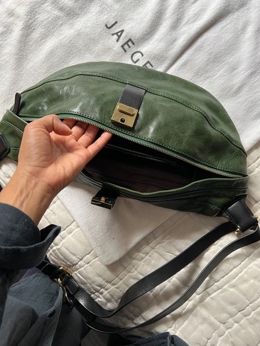 JAEGER LONDON Patent Leather Green Medium Banana Bag- Designer Feel Quality - Picture 8 of 9