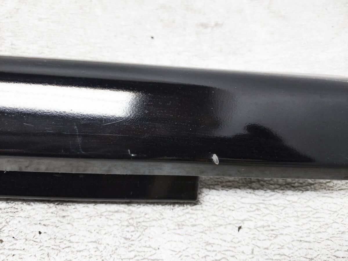 2024 Honda HR-V EX-L Left Driver Side Skirt Rocker Molding 2024 Honda HR-V EX-L Left Driver Side Skirt Rocker Molding
