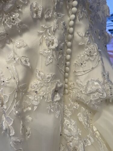 wedding dress Size 10 - Picture 11 of 15