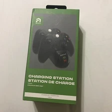 Atrix Charging Station for XBox One Charges 2 Controllers Simultaneously