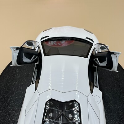 AUTOart 74663 Lamborghini Aventador Lp700-4 Model Car From
