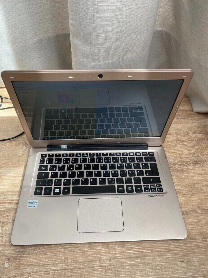 Acer S3 METALL UltraBook 13 Zoll l Windows 10 l 128GB SSHD l intel i3 Gebraucht - Bild 2 von 4