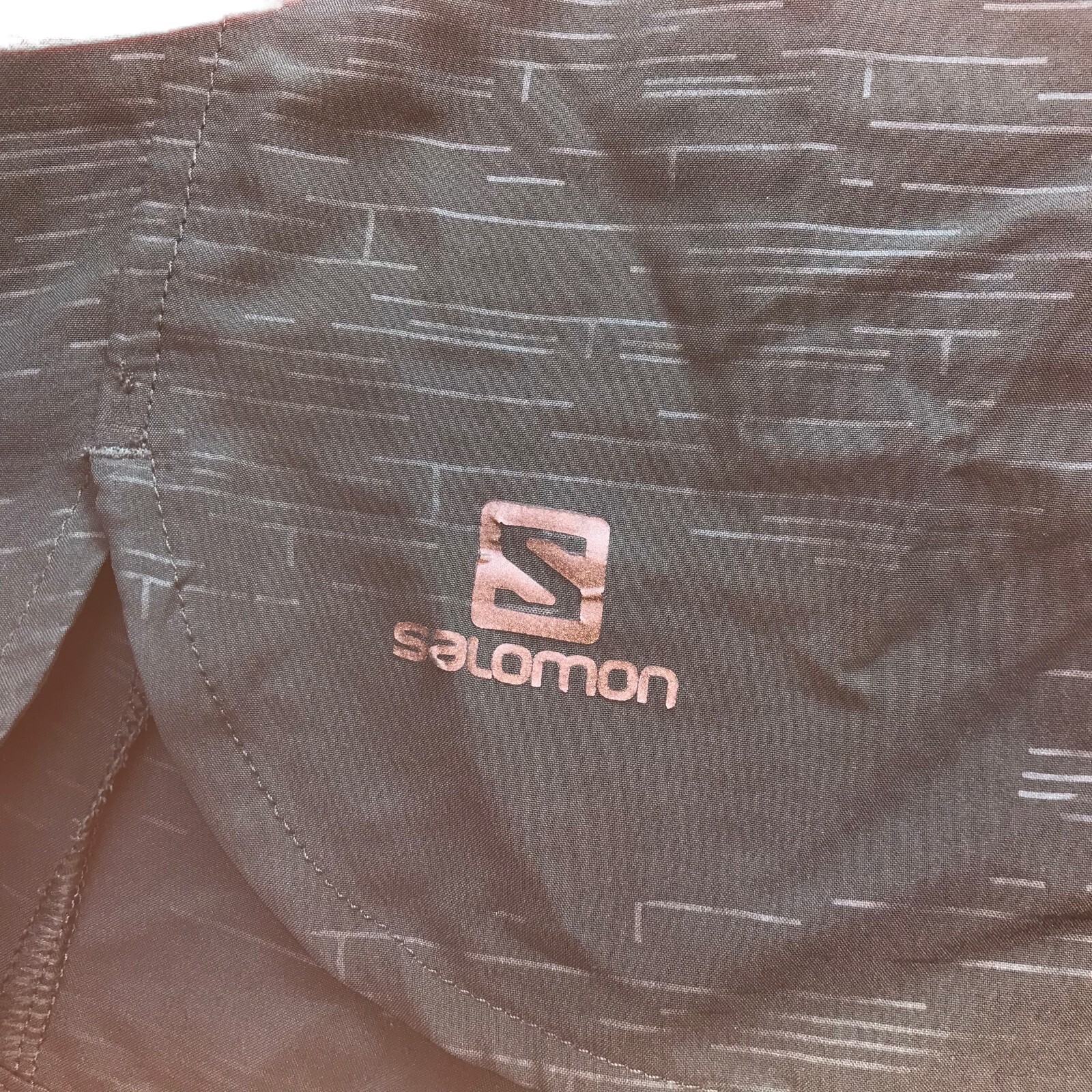 Pantaloncini da corsa SALOMON verde acqua neri leggeri. Taglia donna XS. Foderato.