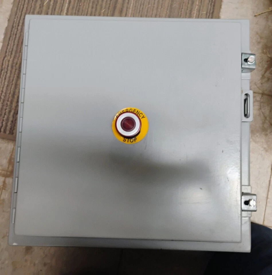 ENCLOSED POWER SUPPLY STATION A161608LP PULS DIMENSION QS10 PUSHBUTTON STOP NEW - Image 3 of 4