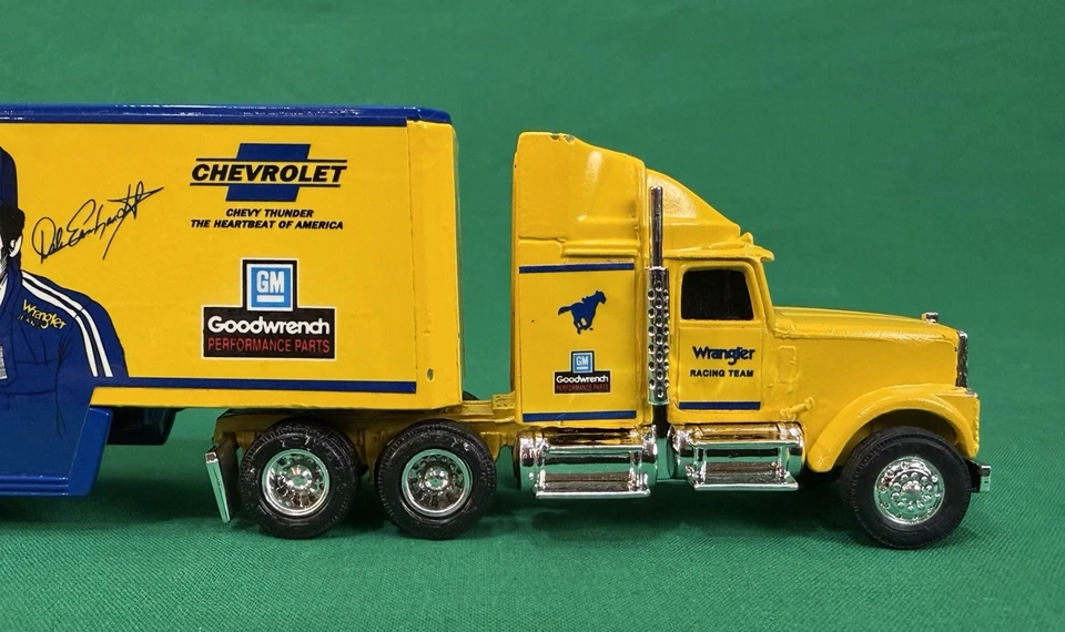 Dale Earnhardt Ertl #9131UO Wrangler Racing Team-#3 Transporter Diecast 1/64 - Image 4 of 4