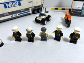 Lego City: Police:  Police Command Center 7743 (2008)