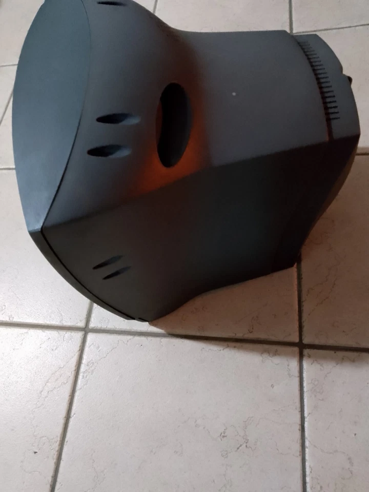 Philips 14PT1342/20 14-Inch CRT TV/Monitor – Retro Gaming & Vintage Display - Image 2 of 4