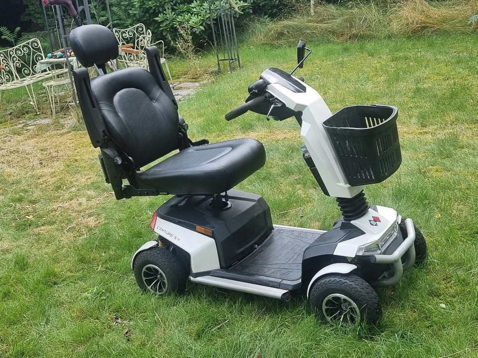 Elektromobil Bischoff + Bischoff Centuro S4 - Bild 4 von 4