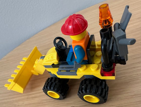 LEGO 7246 City Mini Digger Complete w/instructions No Box