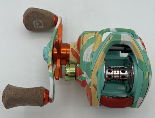 Profishiency Krazy Baitcaster Reel Left Hand Multicolor NO BOX