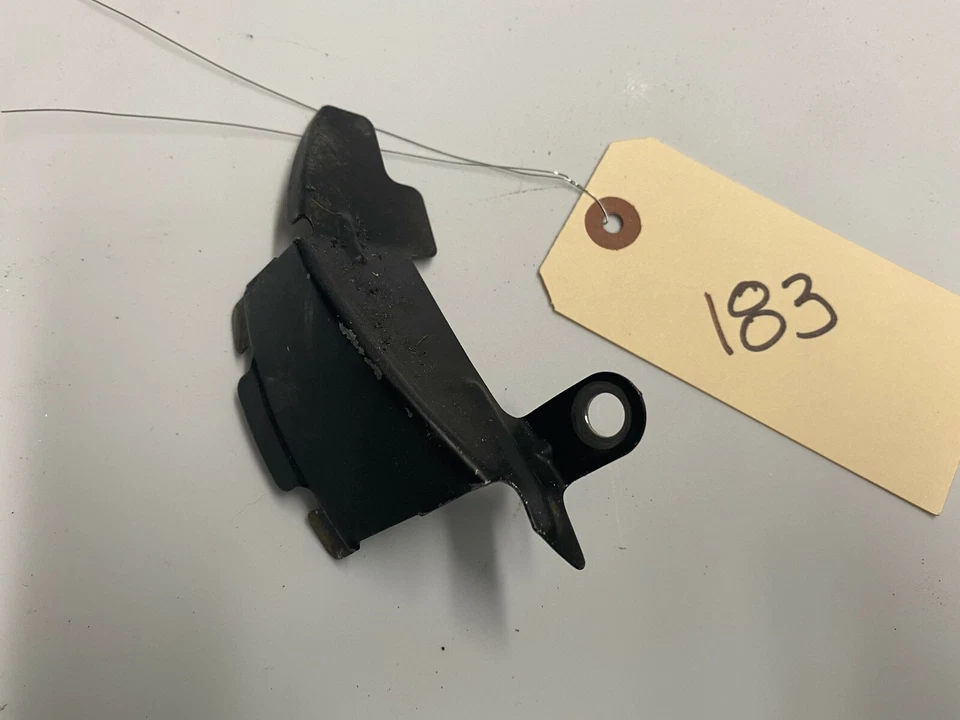 Cortacésped cuántico Briggs and Stratton - Protector de volante 793756 (#183) Foto 2 de 2