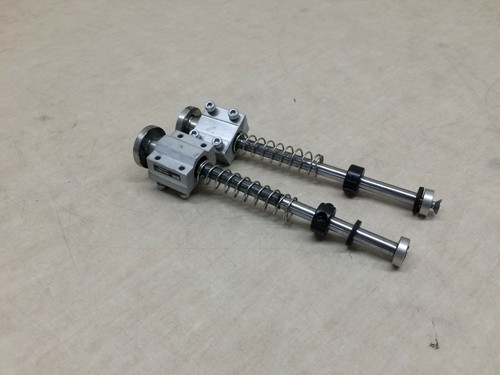 Lot of 2 NB Nippon Linear Motion Sealed Bearing 8mm SMA 8GUU Shaft