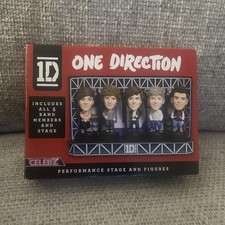 One Direction 1D Celebz 2011 Full Set with Figures and Stage In Box Very Rare