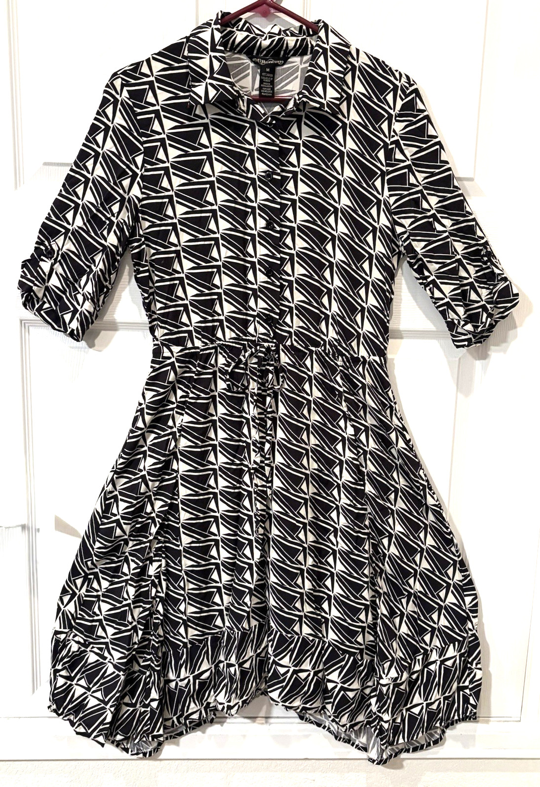 Millenium Black White Geometric Button Front Dres… - image 1