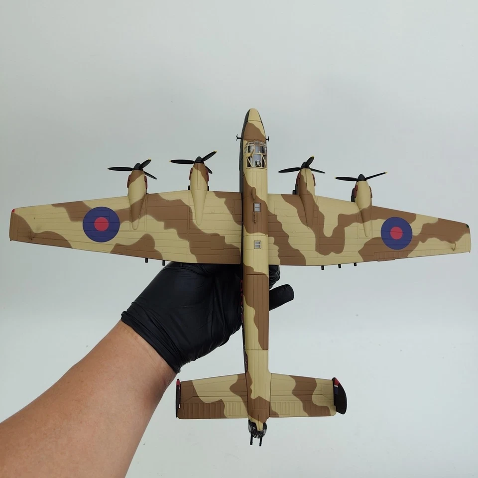 CORGI 1:72 HP Halifax AV RAF 295 Squadron Operation Elaborate June 1943 AA37203 - Image 2 of 4