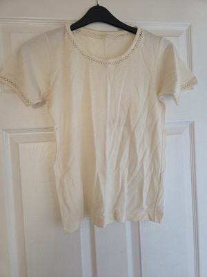 Vintage T-Shirt creme Spitzenbesatz | weiche Baumwoll-Viskose-Mischung | Gr. M (UK 10-12)